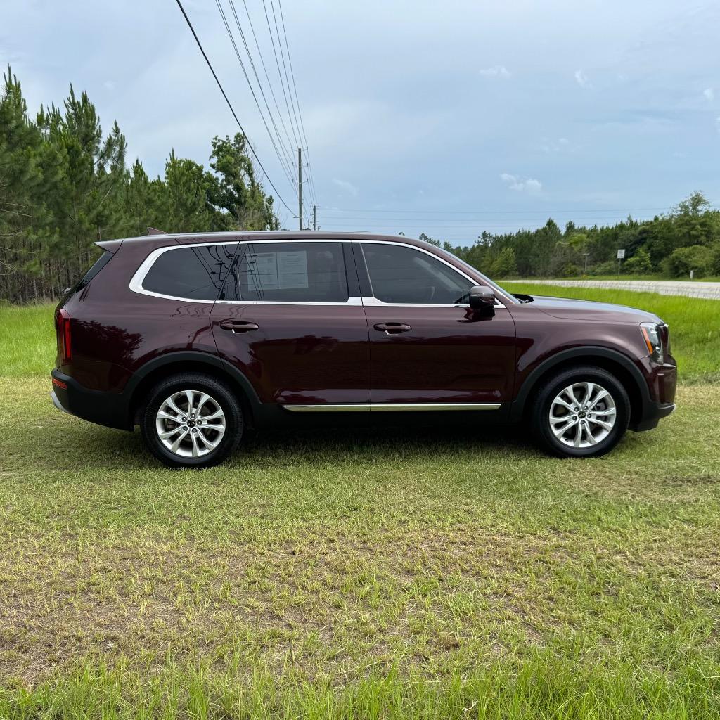 2020 Kia Telluride LX photo