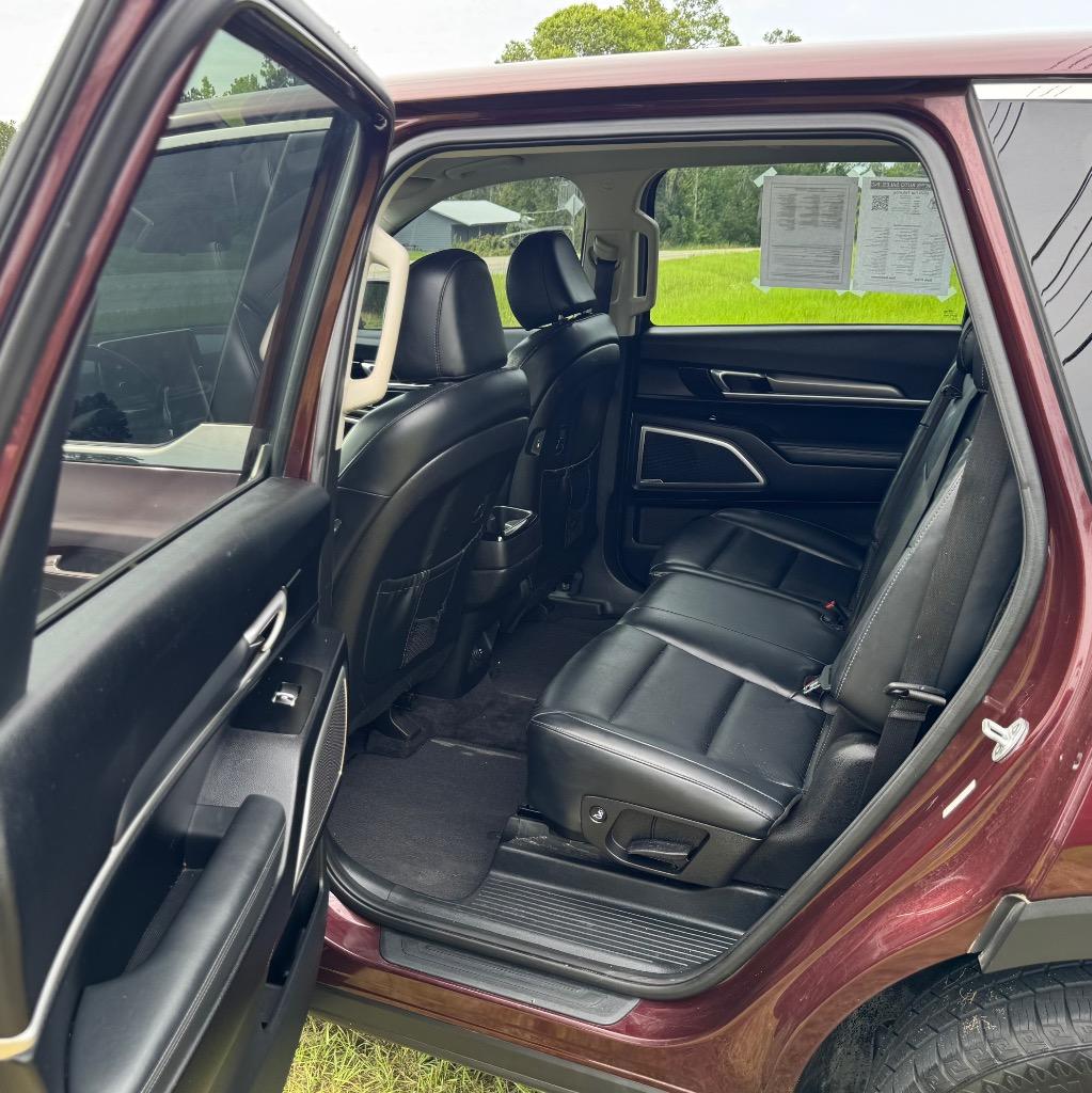 2020 Kia Telluride LX photo