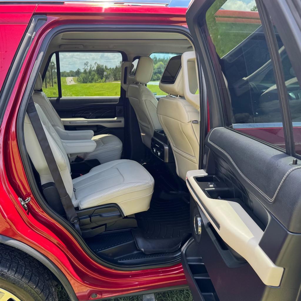 2019 Ford Expedition - $24,900