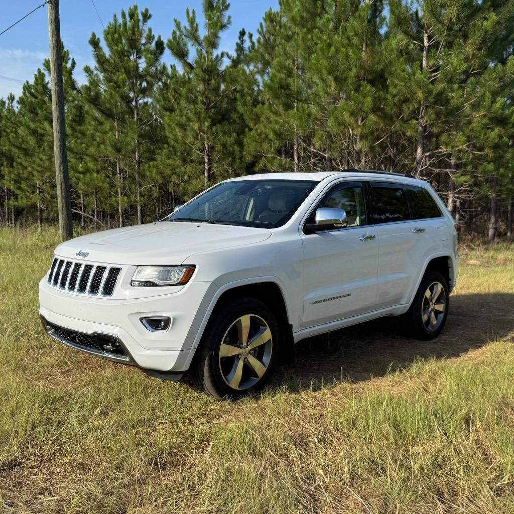 2014 Jeep Cherokee - $12,900