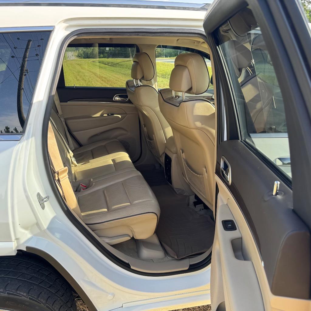 2014 Jeep Cherokee - $12,900