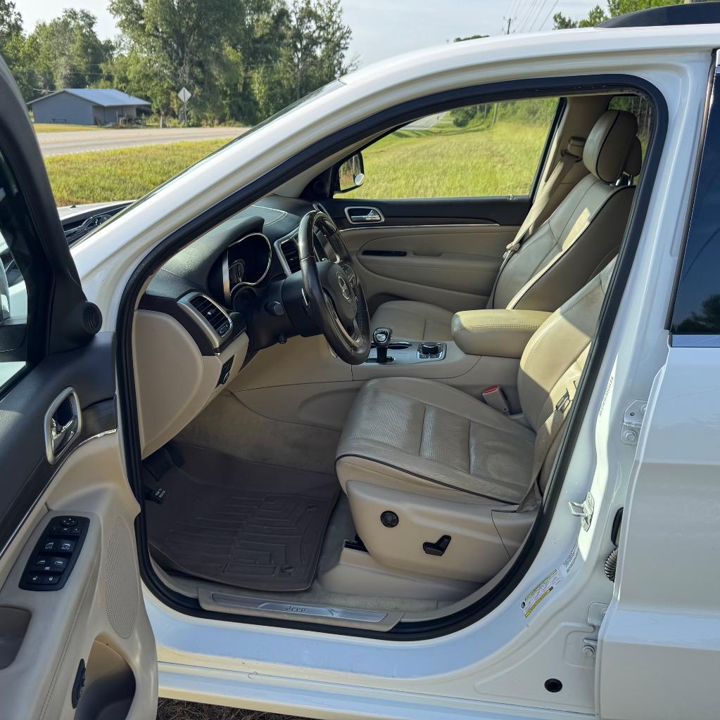 2014 Jeep Cherokee - $12,900