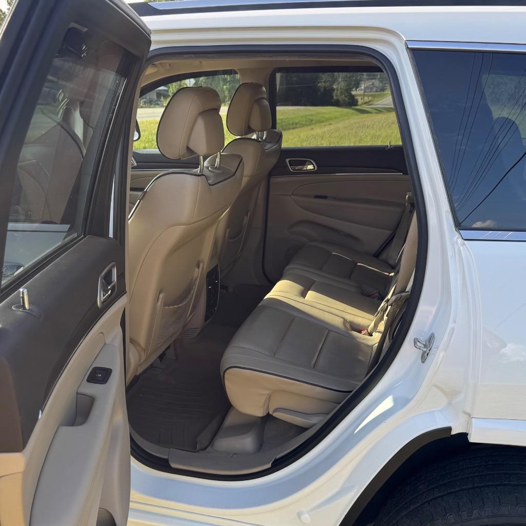 2014 Jeep Cherokee - $12,900