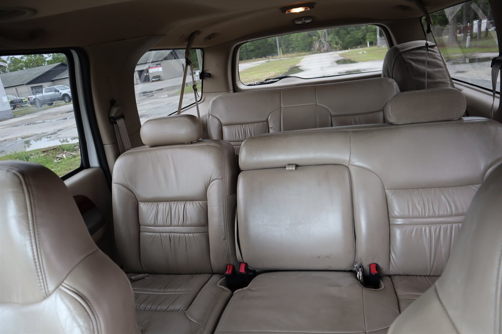 2001 Ford Excursion Limited photo