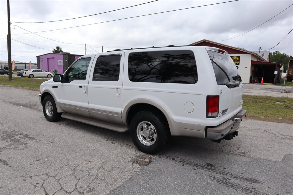 2001 Ford Excursion Limited photo