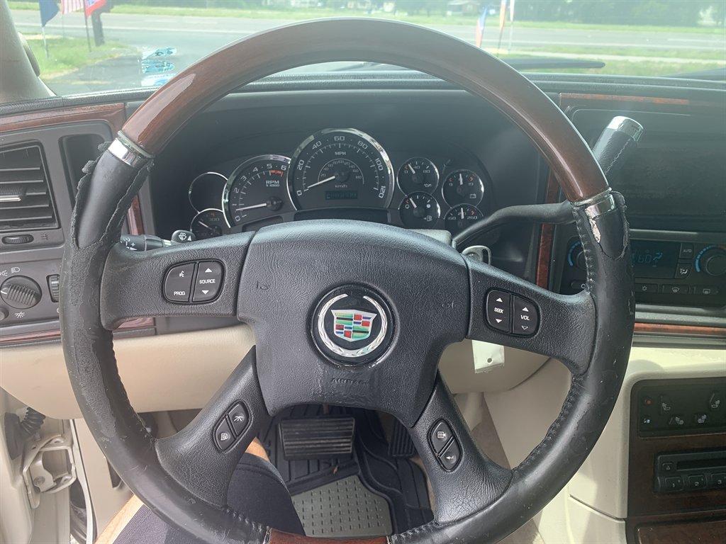 2004 Cadillac Escalade - $5,395