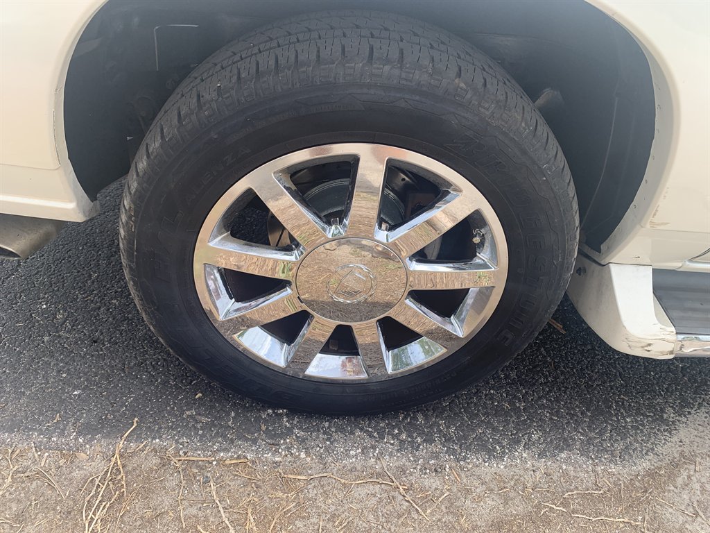 2004 Cadillac Escalade - $5,395