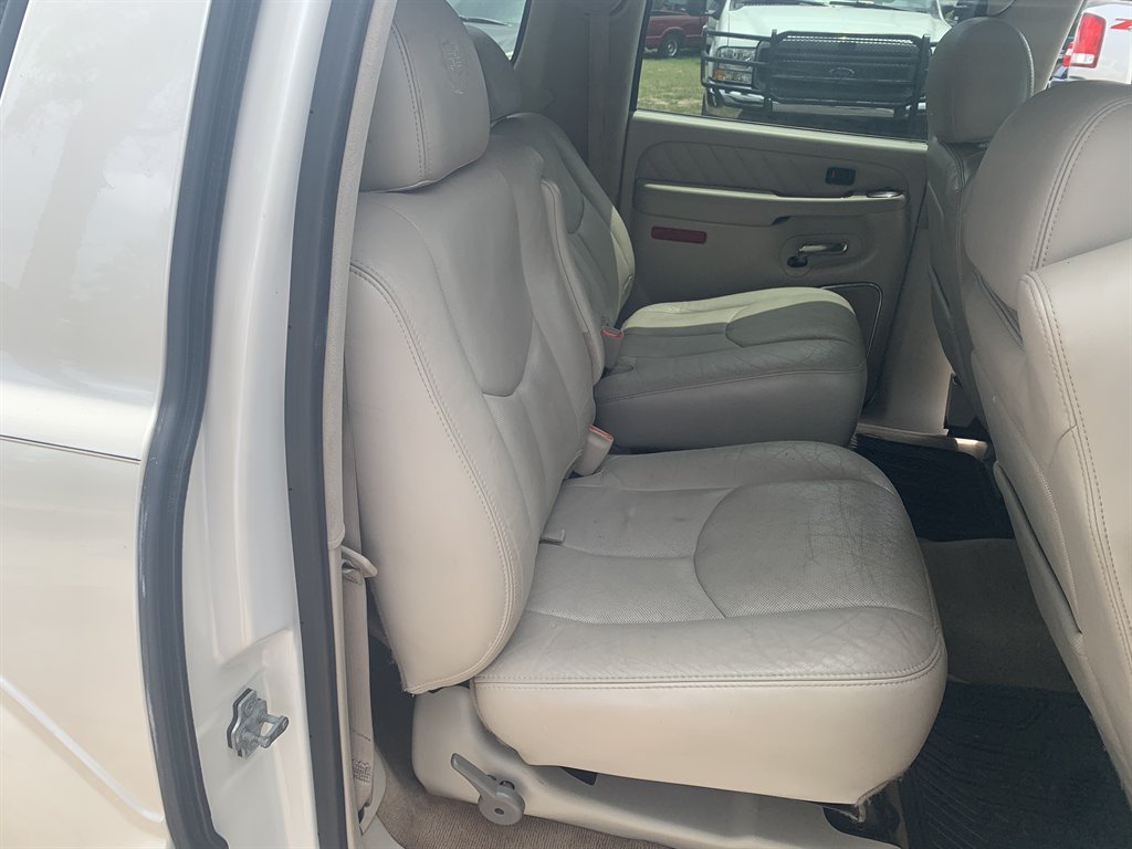 2004 Cadillac Escalade - $5,395