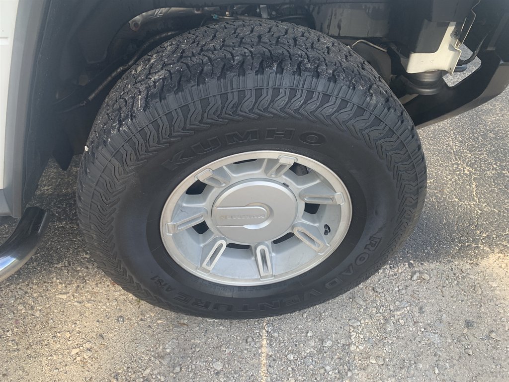 2004 HUMMER H2 - $10,595