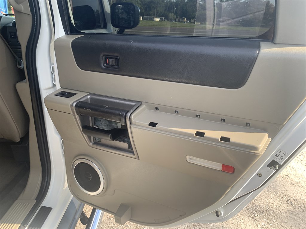 2004 HUMMER H2 - $10,595