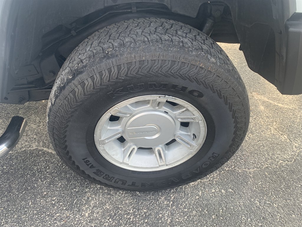 2004 HUMMER H2 - $10,595