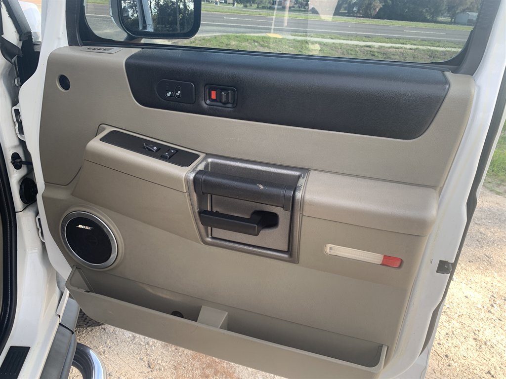 2004 HUMMER H2 - $10,595