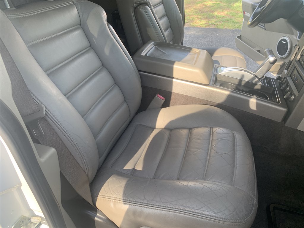 2004 HUMMER H2 - $10,595