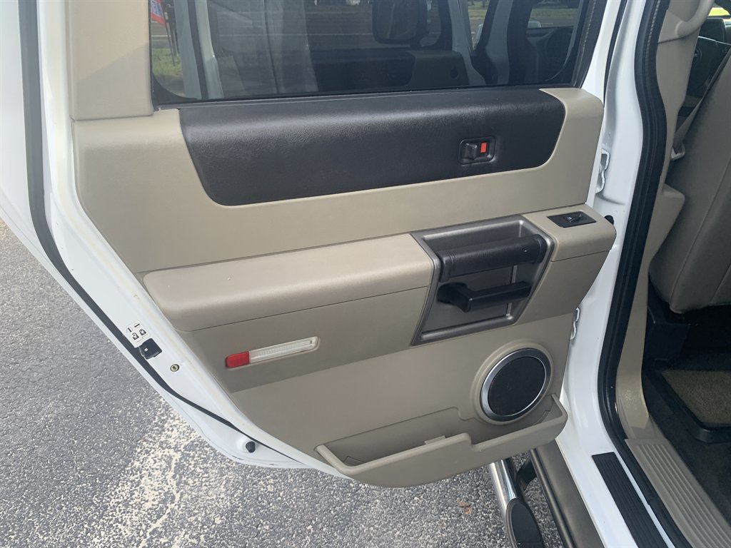 2004 HUMMER H2 - $10,595