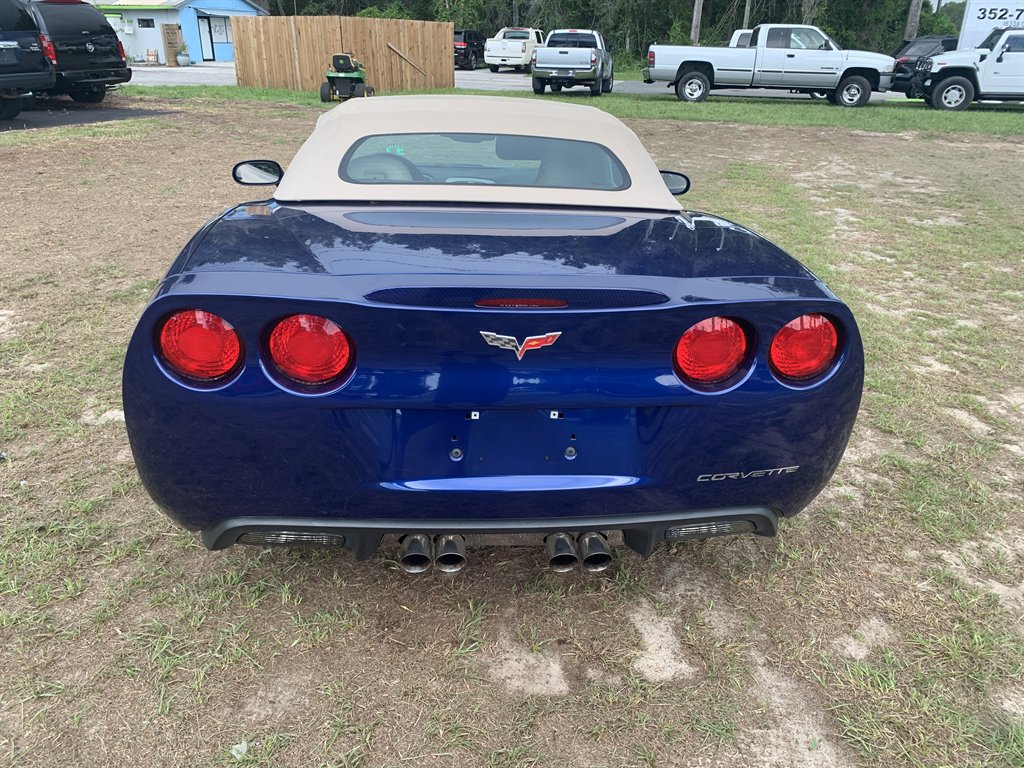 2005 Chevrolet Corvette - $21,595