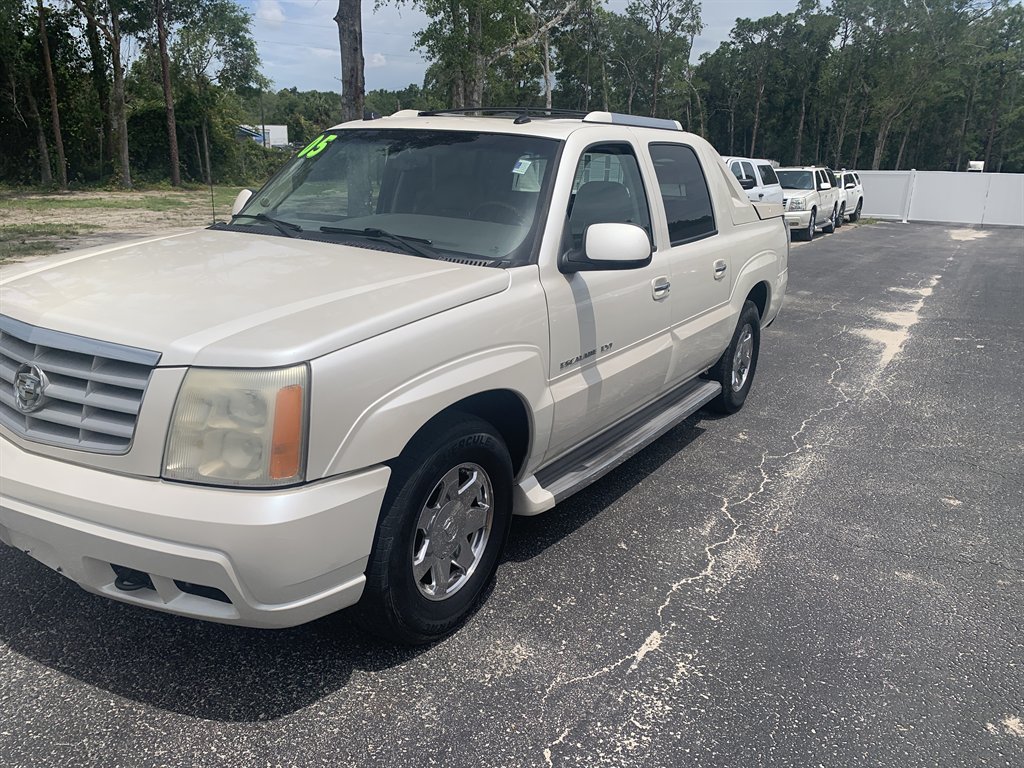 2005 Cadillac Escalade - $5,995