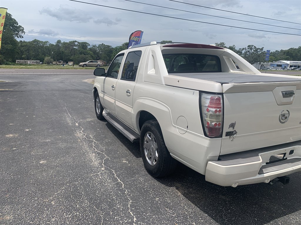 2005 Cadillac Escalade - $5,995