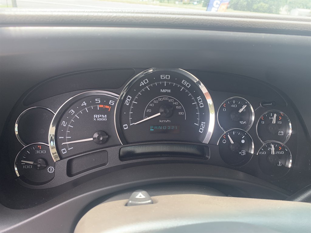 2005 Cadillac Escalade - $5,995