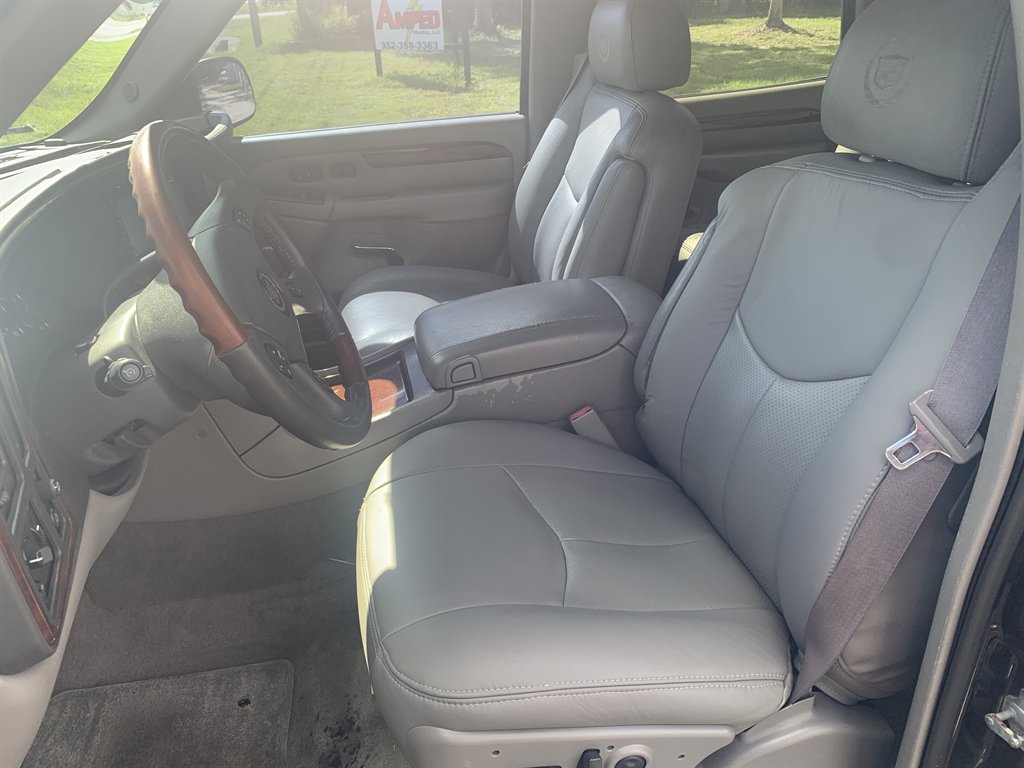 2006 Cadillac Escalade - $5,995