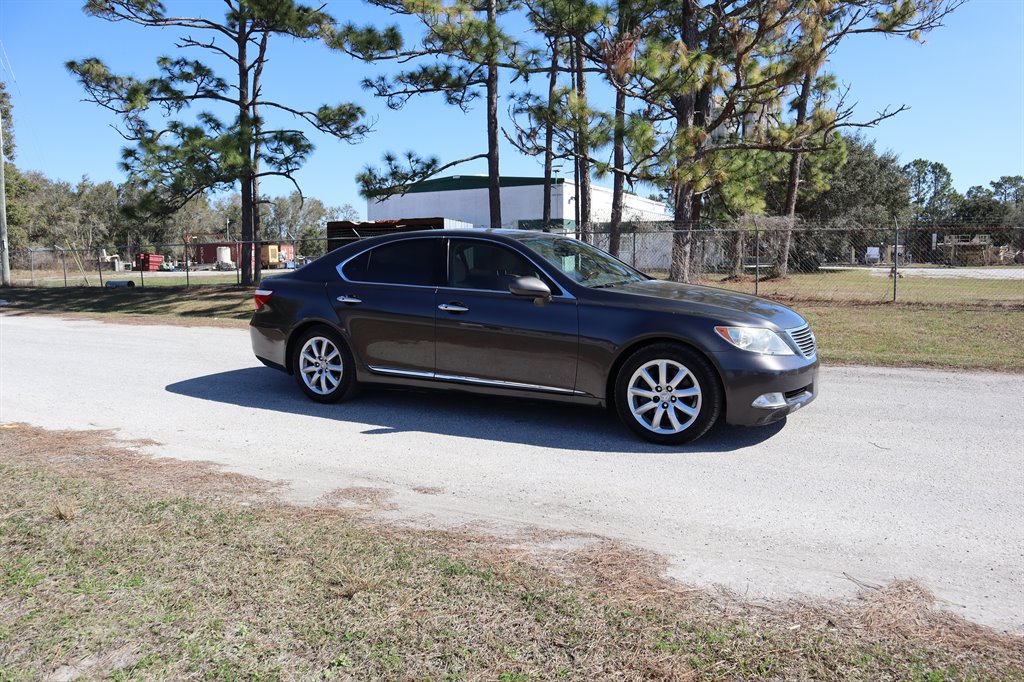 2008 Lexus LS 460 photo