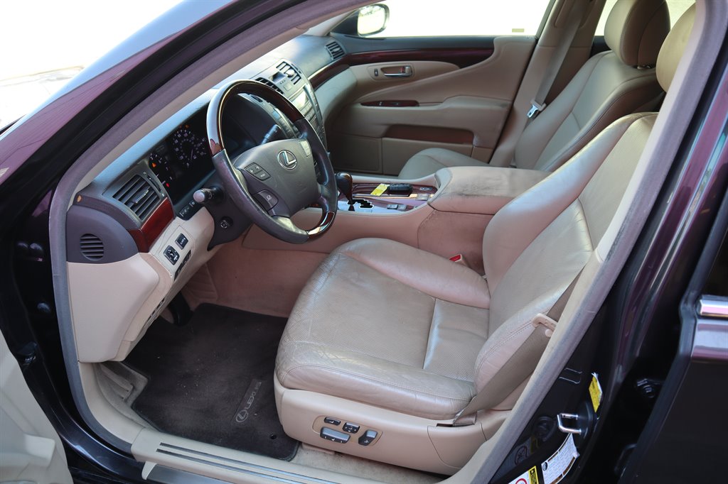 2008 Lexus LS 460 photo