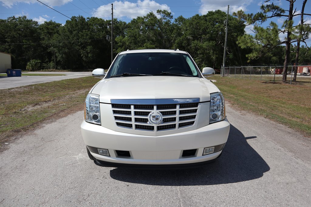 2008 Cadillac Escalade photo