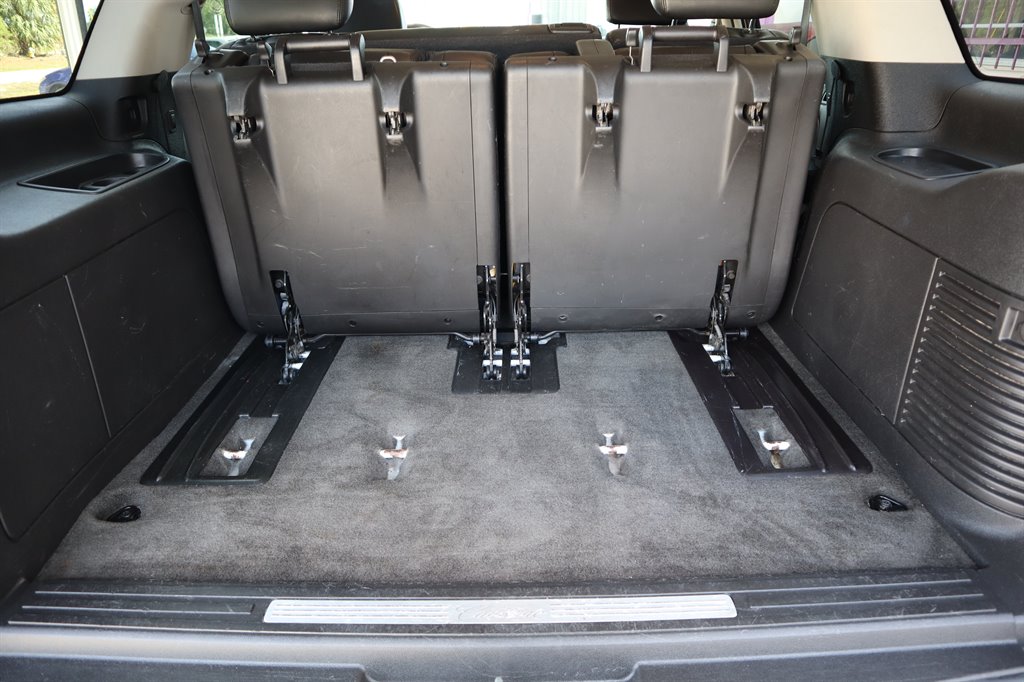 2008 Cadillac Escalade photo