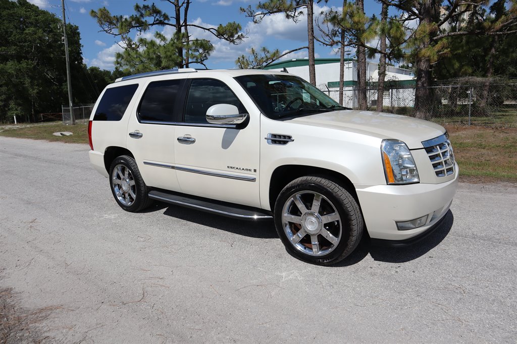 2008 Cadillac Escalade photo