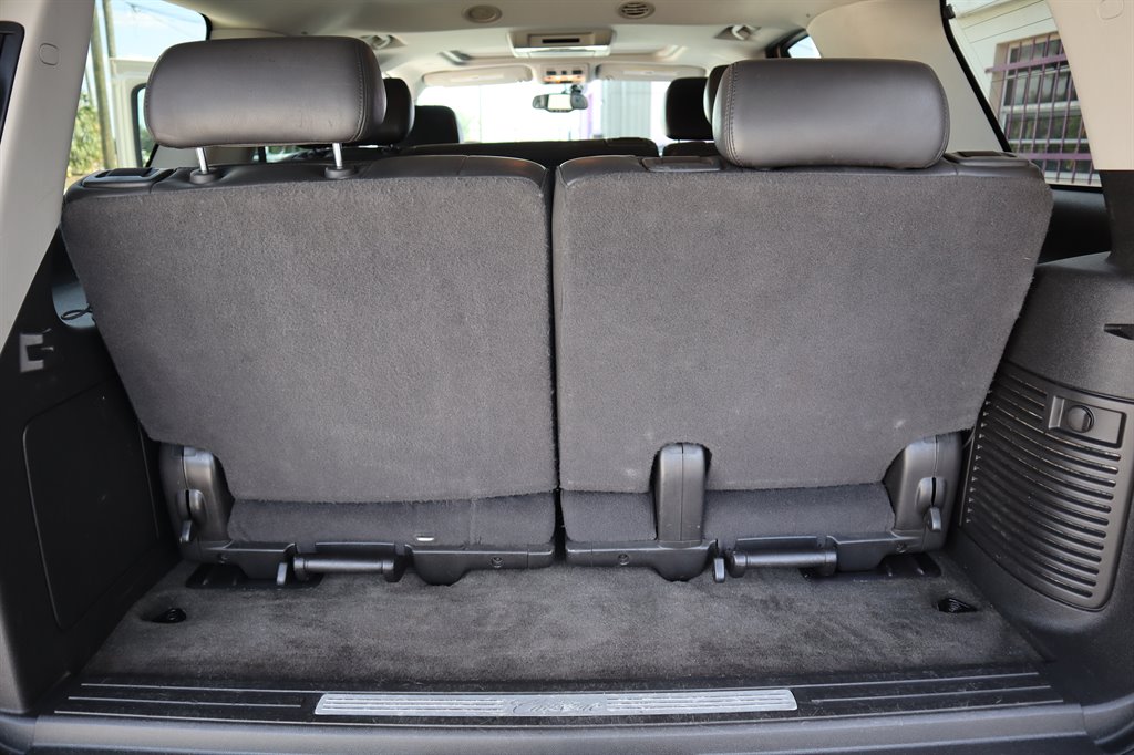 2008 Cadillac Escalade photo