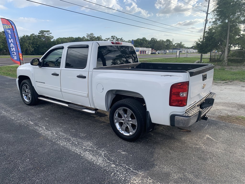2009 Chevrolet Silverado - $6,995