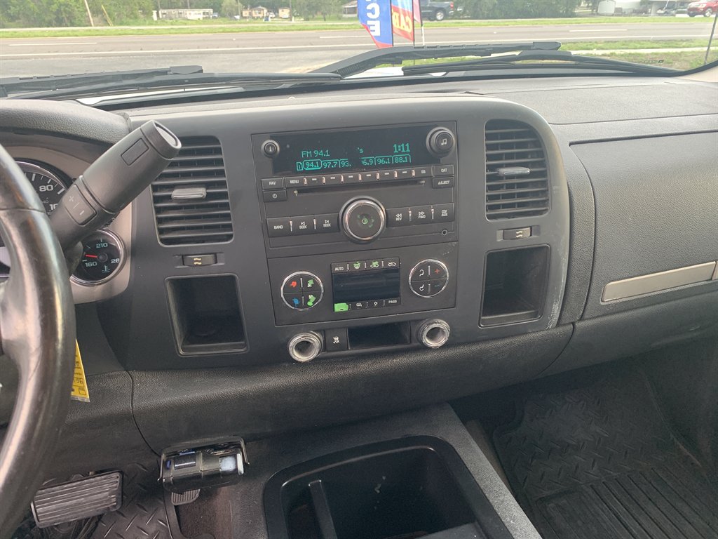 2009 Chevrolet Silverado - $6,995
