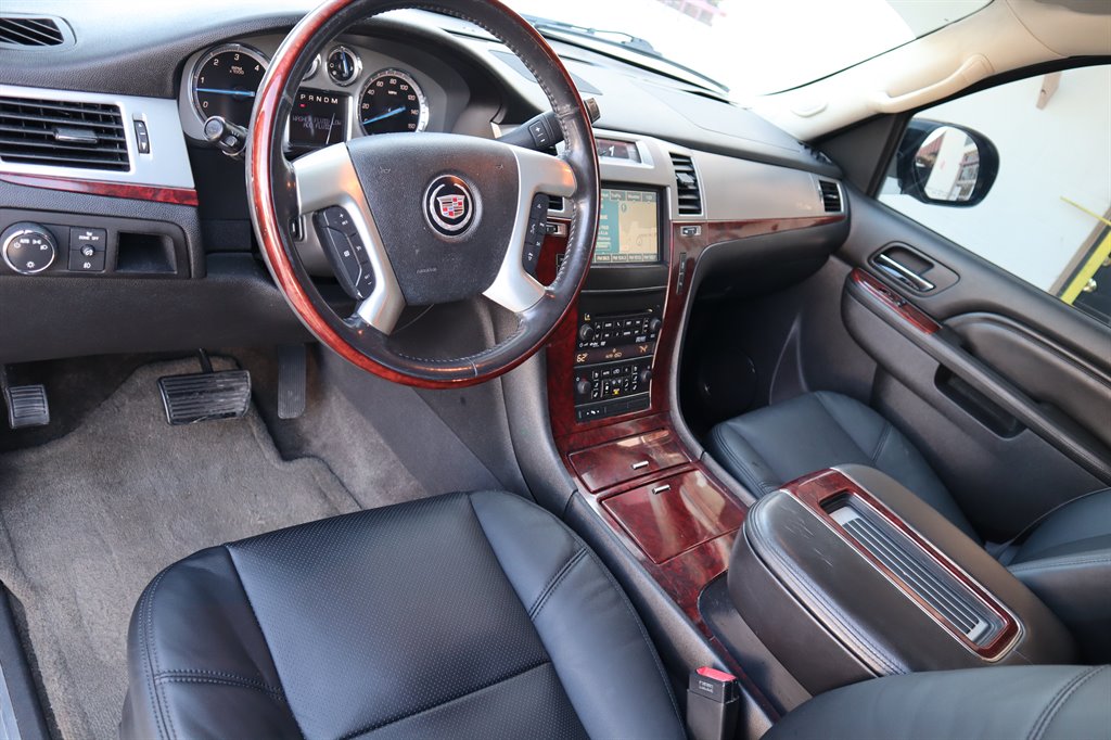 2012 Cadillac Escalade photo