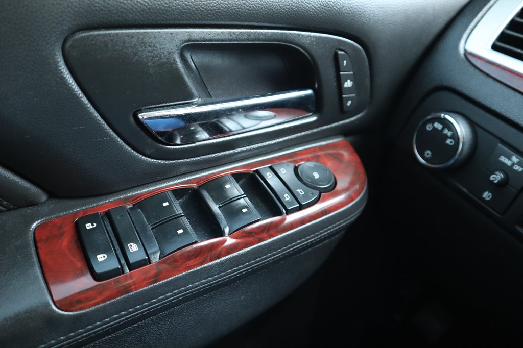 2012 Cadillac Escalade photo