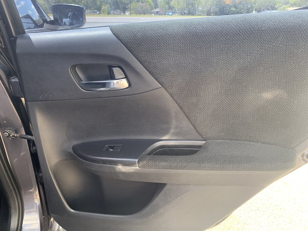 2013 Honda Accord - $5,995