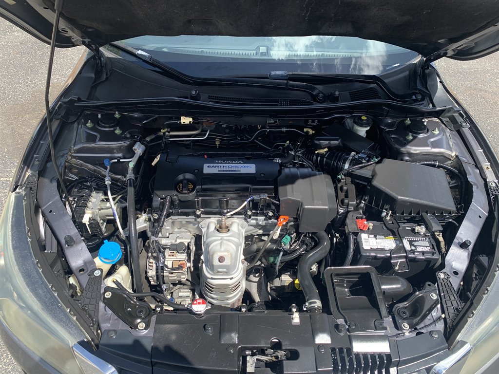 2013 Honda Accord - $5,995