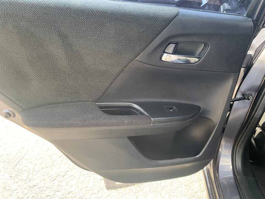 2013 Honda Accord - $5,995