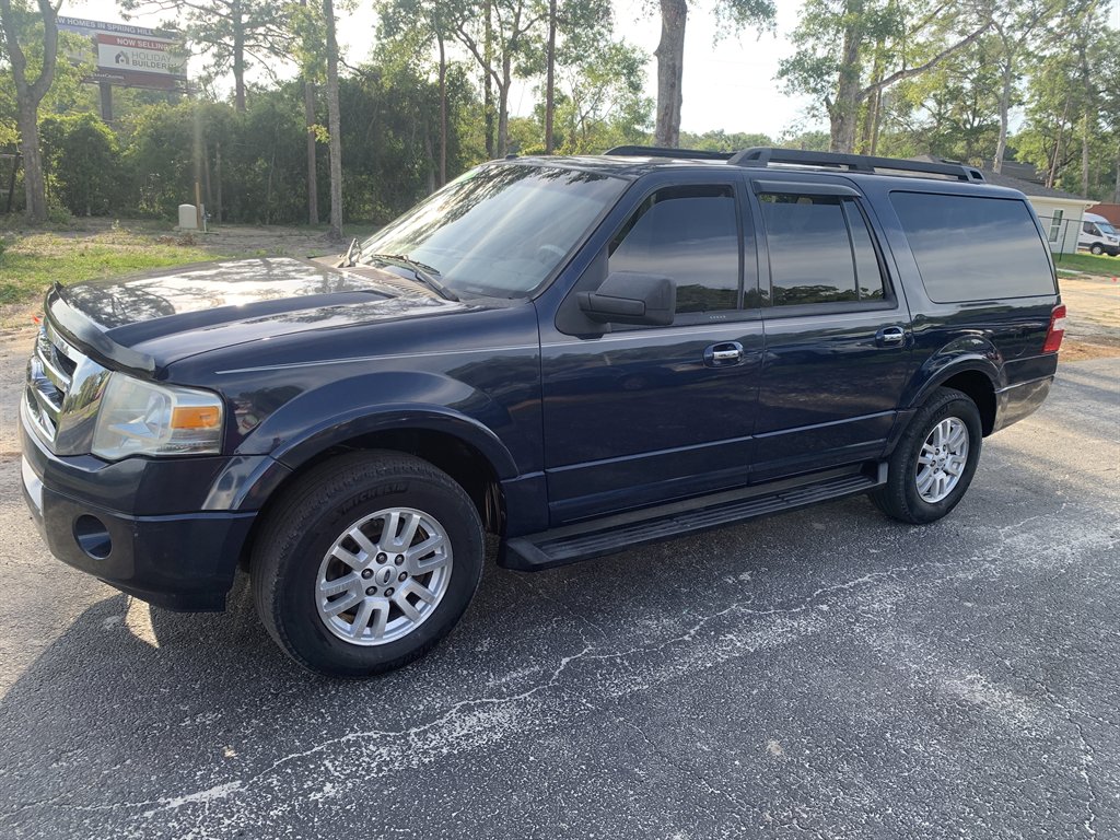 2013 Ford Expedition - $6,995