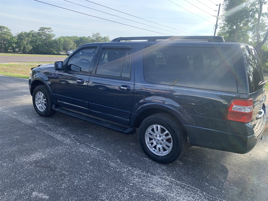 2013 Ford Expedition - $6,995
