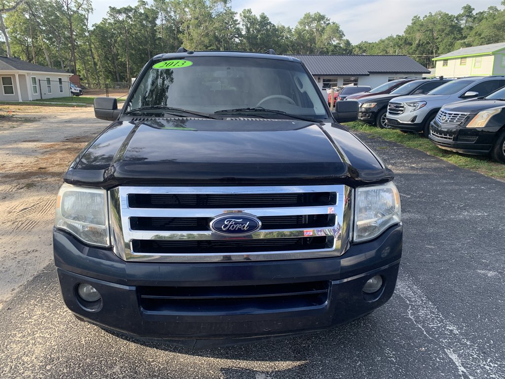 2013 Ford Expedition - $6,995
