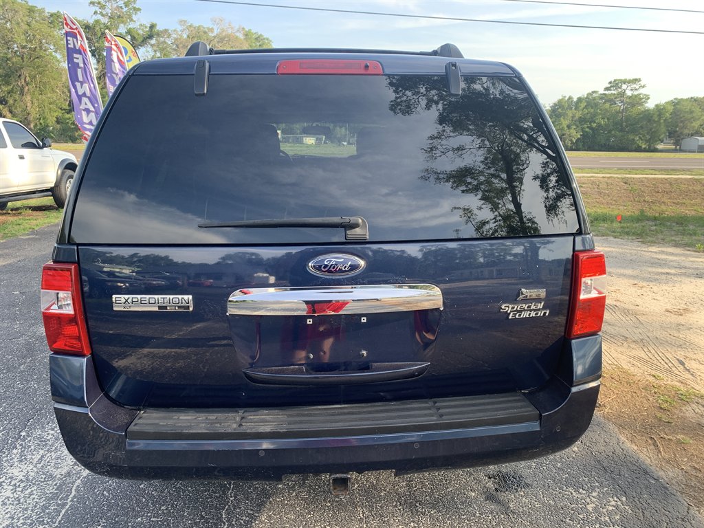 2013 Ford Expedition - $6,995