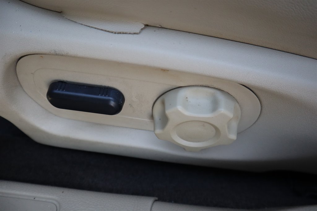 2013 Ford Taurus SEL photo