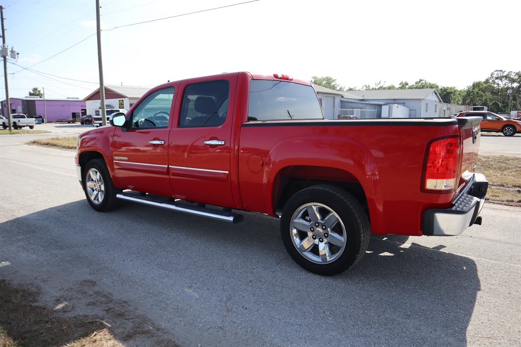 2013 GMC Sierra 1500 SLE photo