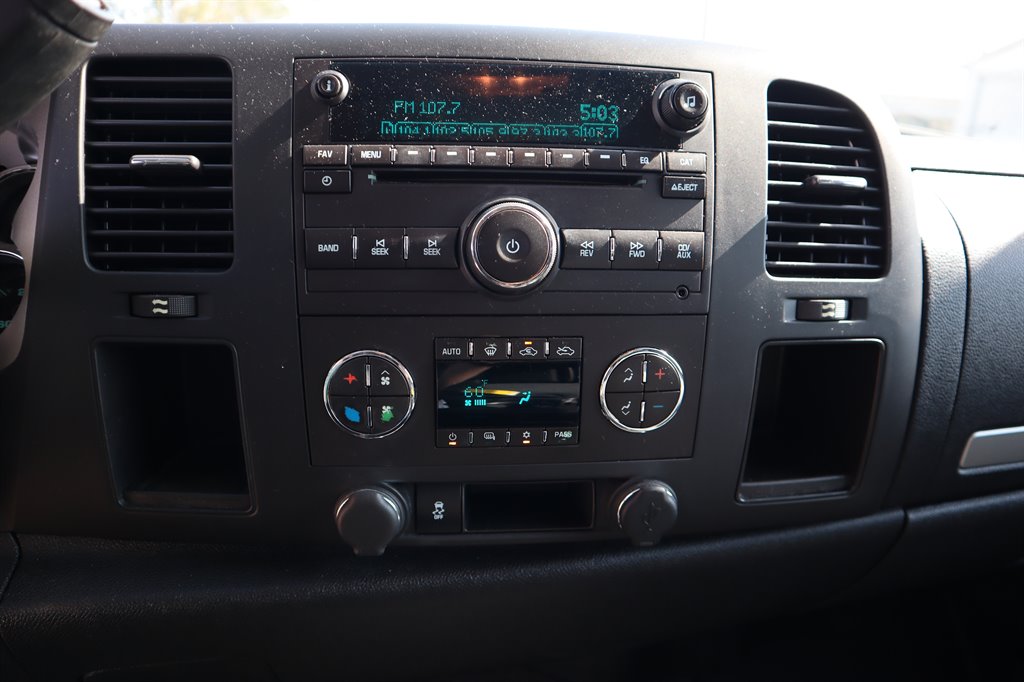 2013 GMC Sierra 1500 SLE photo