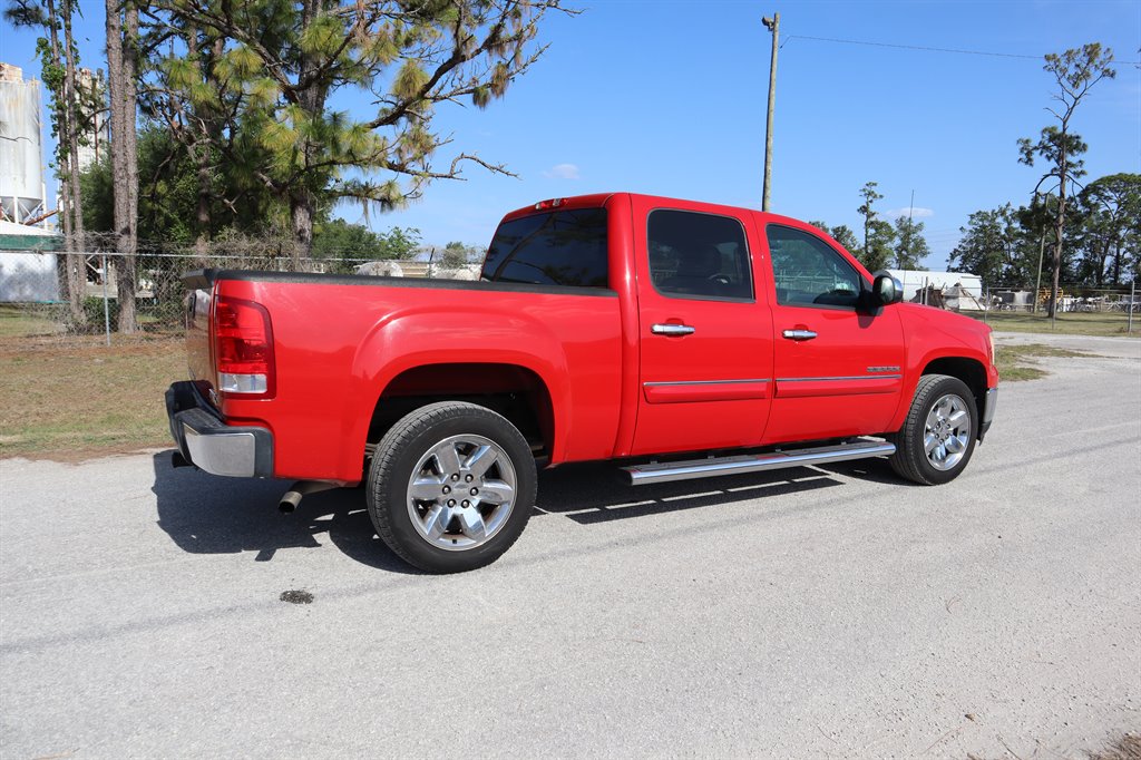 2013 GMC Sierra 1500 SLE photo