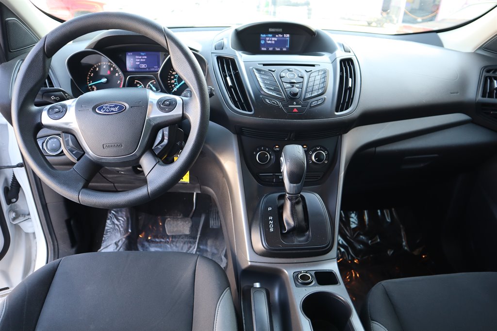 2013 Ford Escape S photo