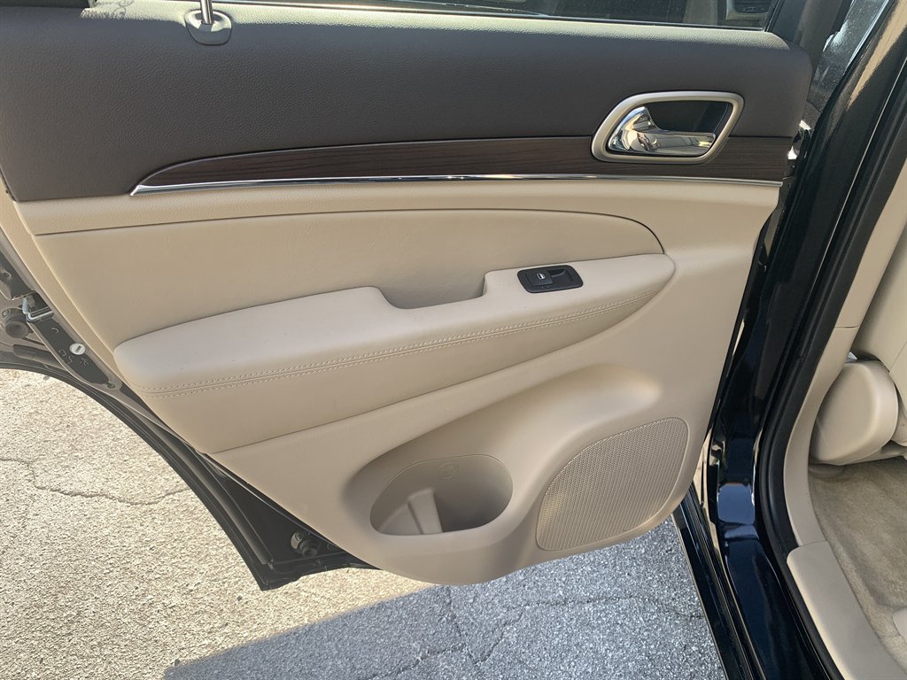 2015 Jeep Cherokee - $8,995