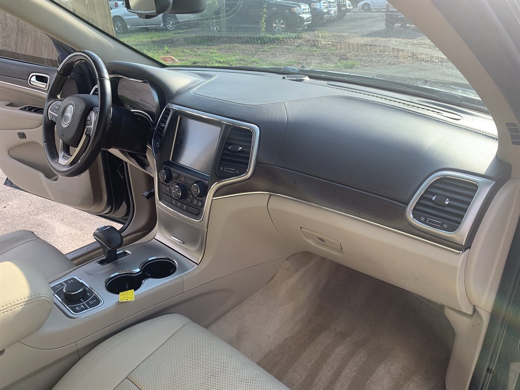 2015 Jeep Cherokee - $8,995