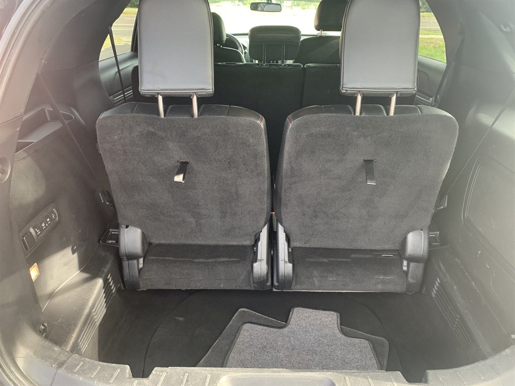 2016 Ford Explorer - $10,595