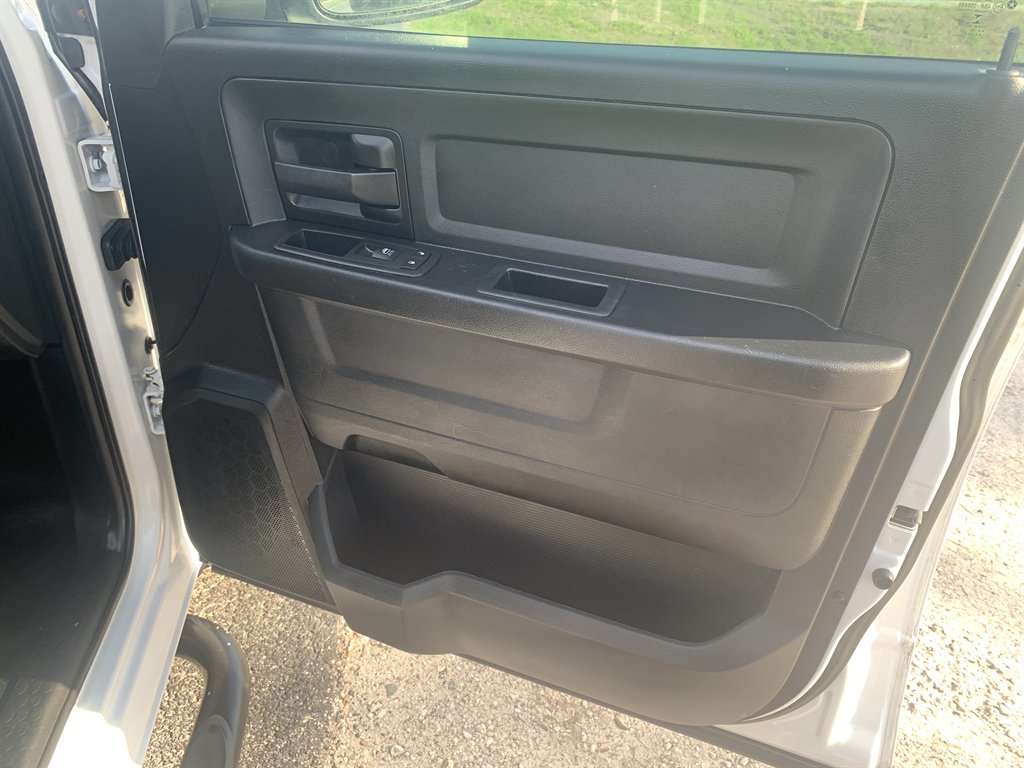 2016 Ram 1500 - $8,595