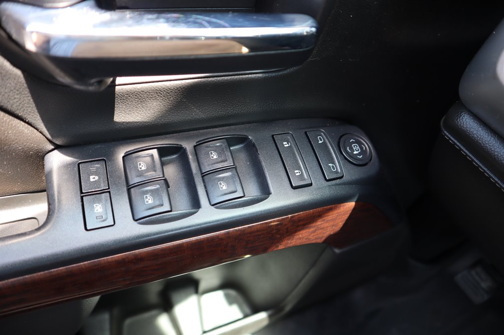 2016 GMC Sierra 1500 SLE photo